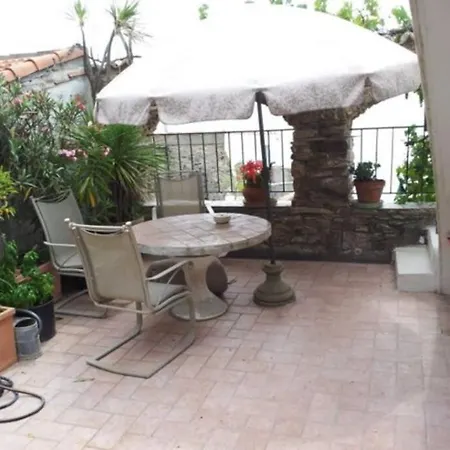 Large House With Panoramic Sea View *